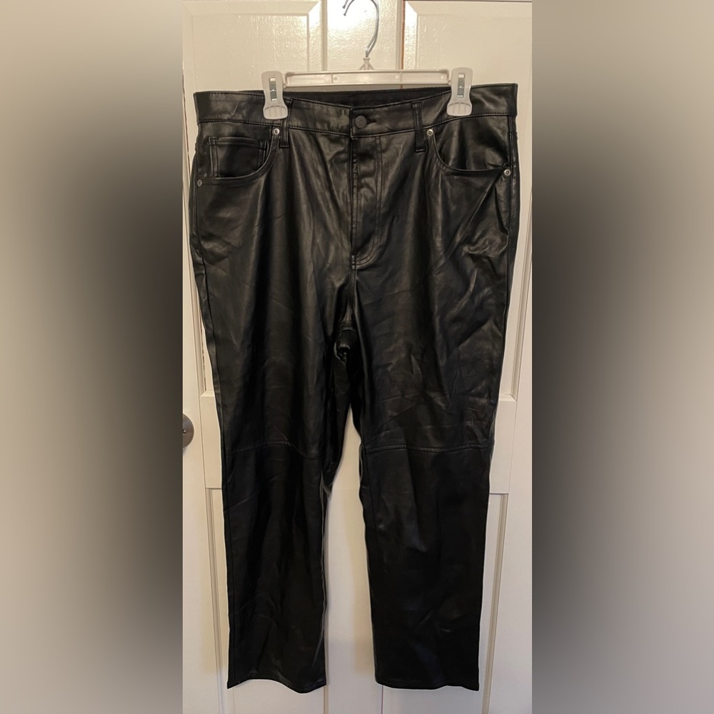 NWOT GAP Cheeky Straight Sky High Leather Pants - Picture 5 of 10